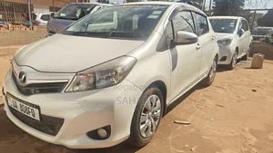 Toyota Vitz 2011 White