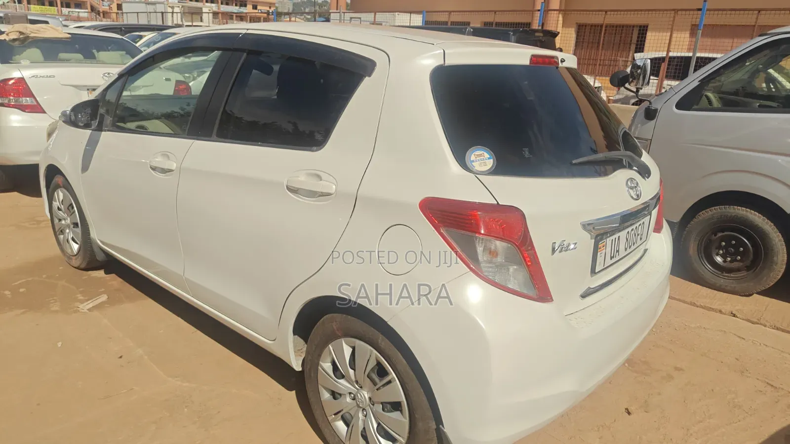 Toyota Vitz 2011 White