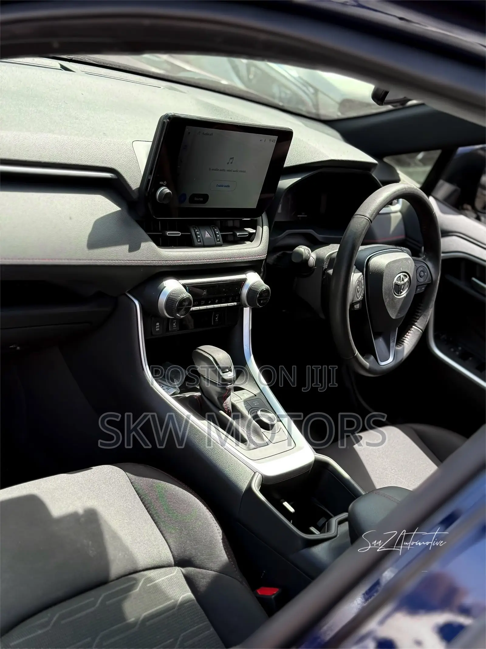 Toyota RAV4 2022 Blue