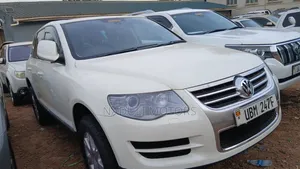 Volkswagen Touareg 2009 White