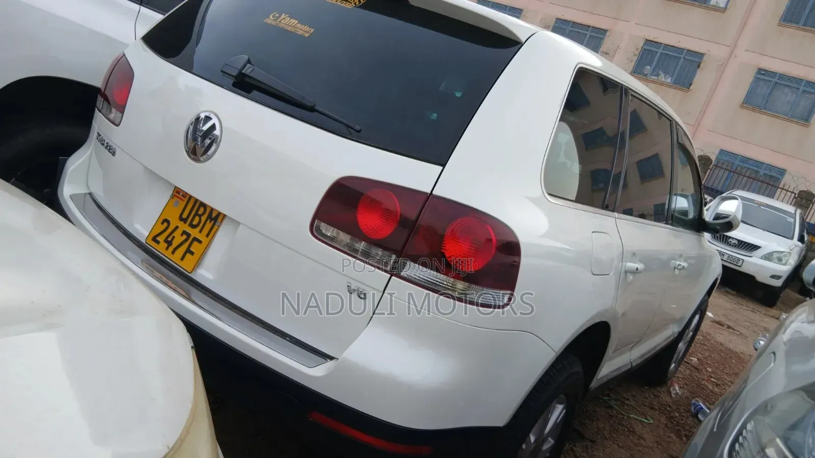 Volkswagen Touareg 2009 White