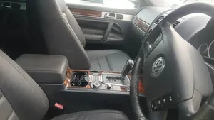 Volkswagen Touareg 2009 White