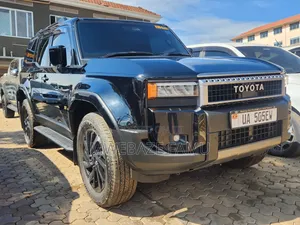 Toyota Land Cruiser Prado 2024 Black