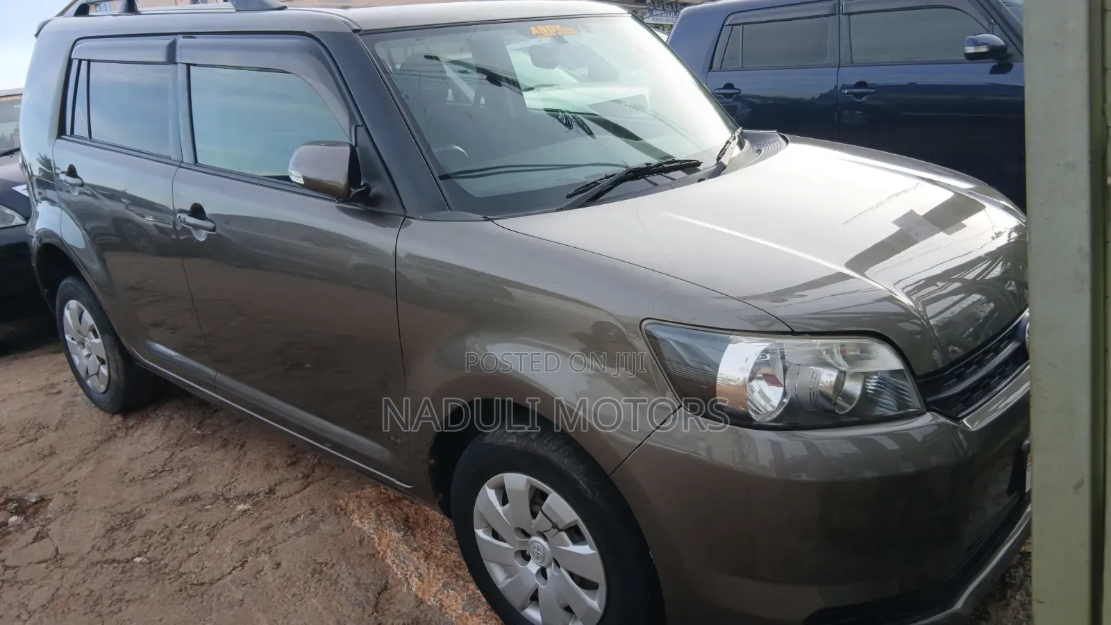 Toyota Corolla Rumion 2011