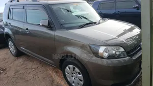 Toyota Corolla Rumion 2011