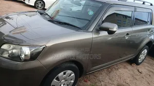 Toyota Corolla Rumion 2011