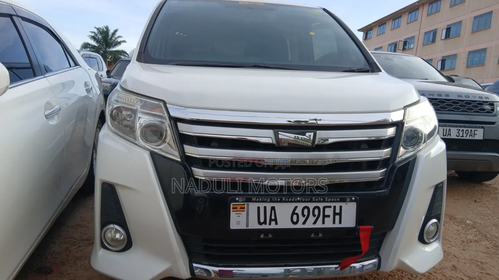 Toyota Noah 2016 White