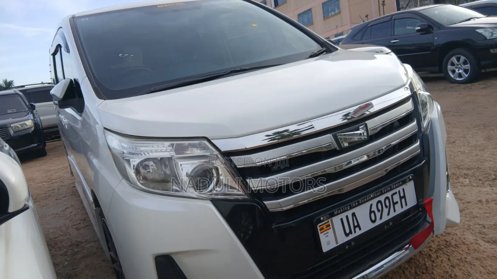 Toyota Noah 2016 White