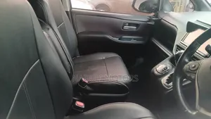 Toyota Noah 2016 White