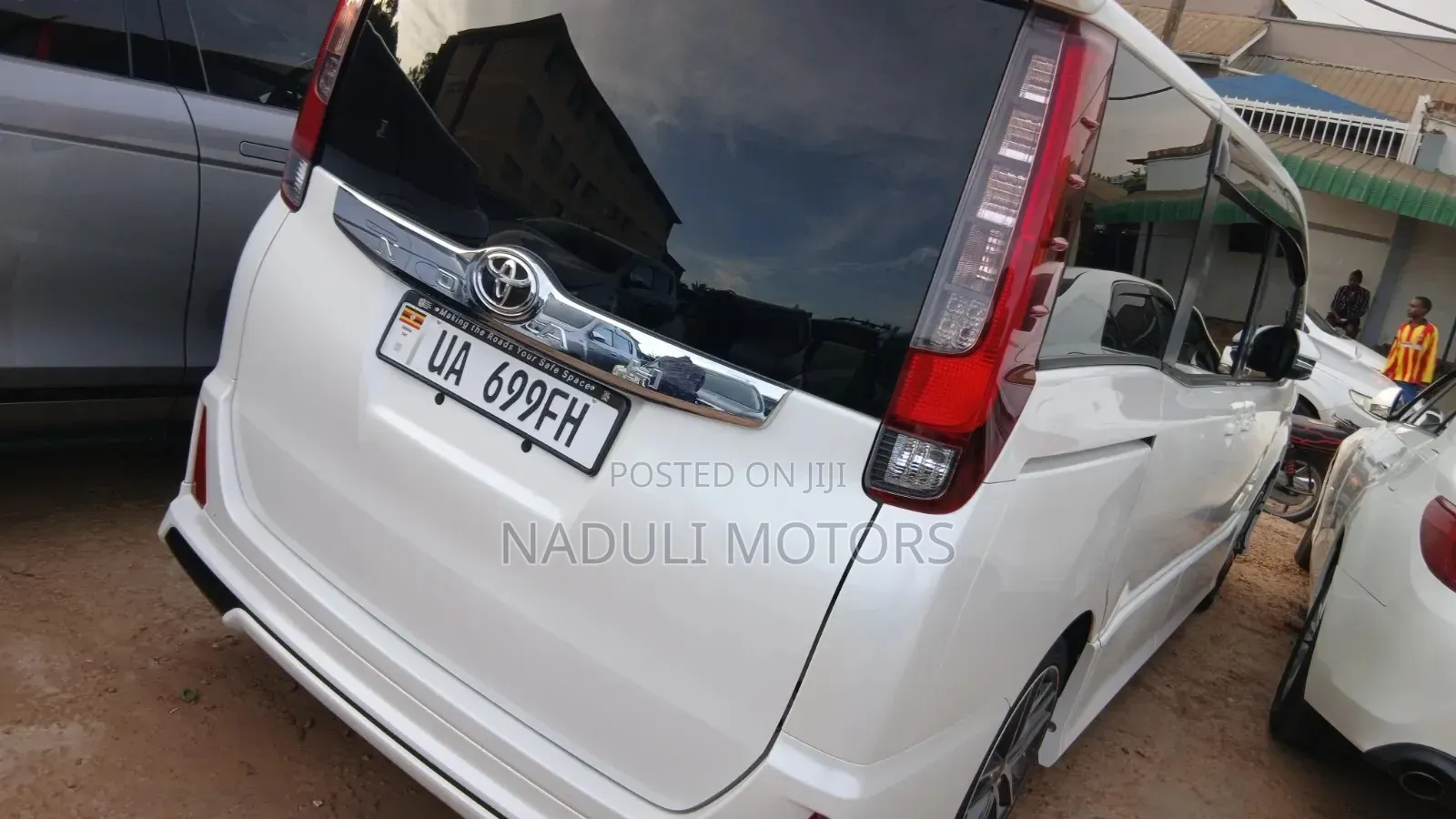 Toyota Noah 2016 White