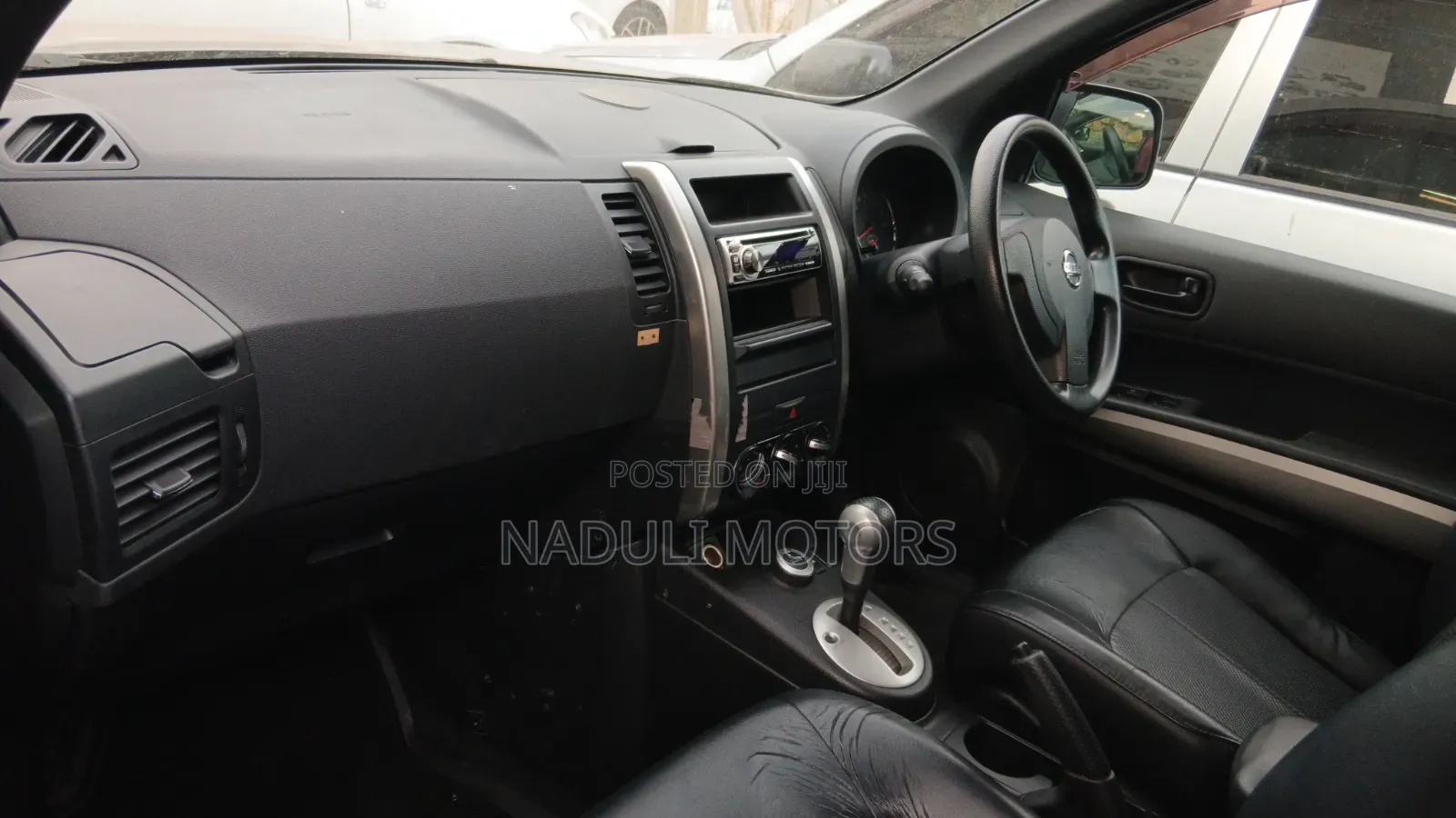 Nissan X-Trail 2012 Silver