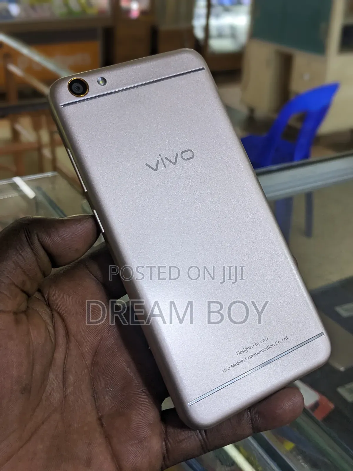 Vivo Y66i 32 GB Silver