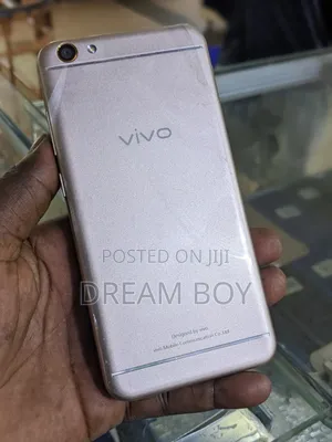 Vivo Y66i 32 GB Silver