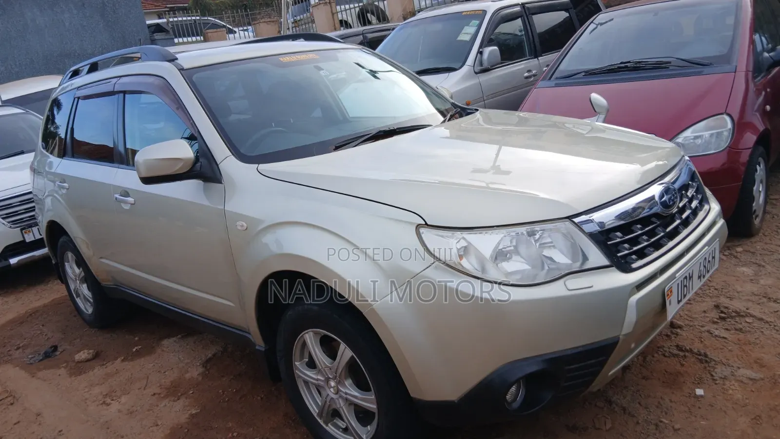 Subaru Forester 2010 Gold