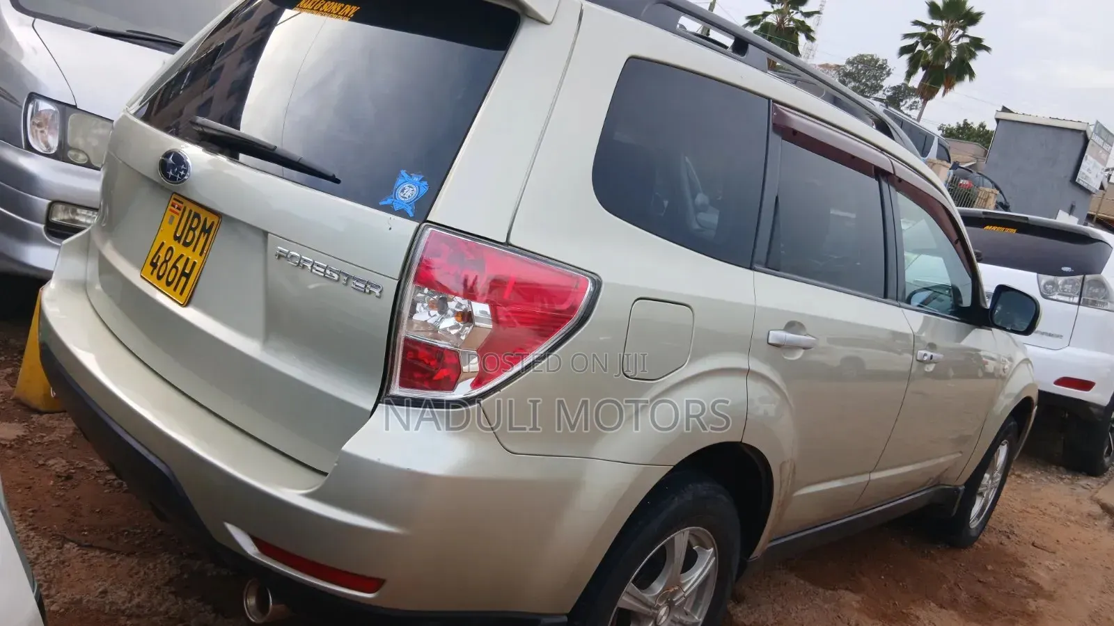 Subaru Forester 2010 Gold