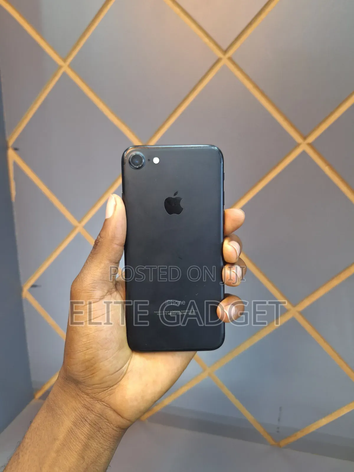 Apple iPhone 7 32 GB Black