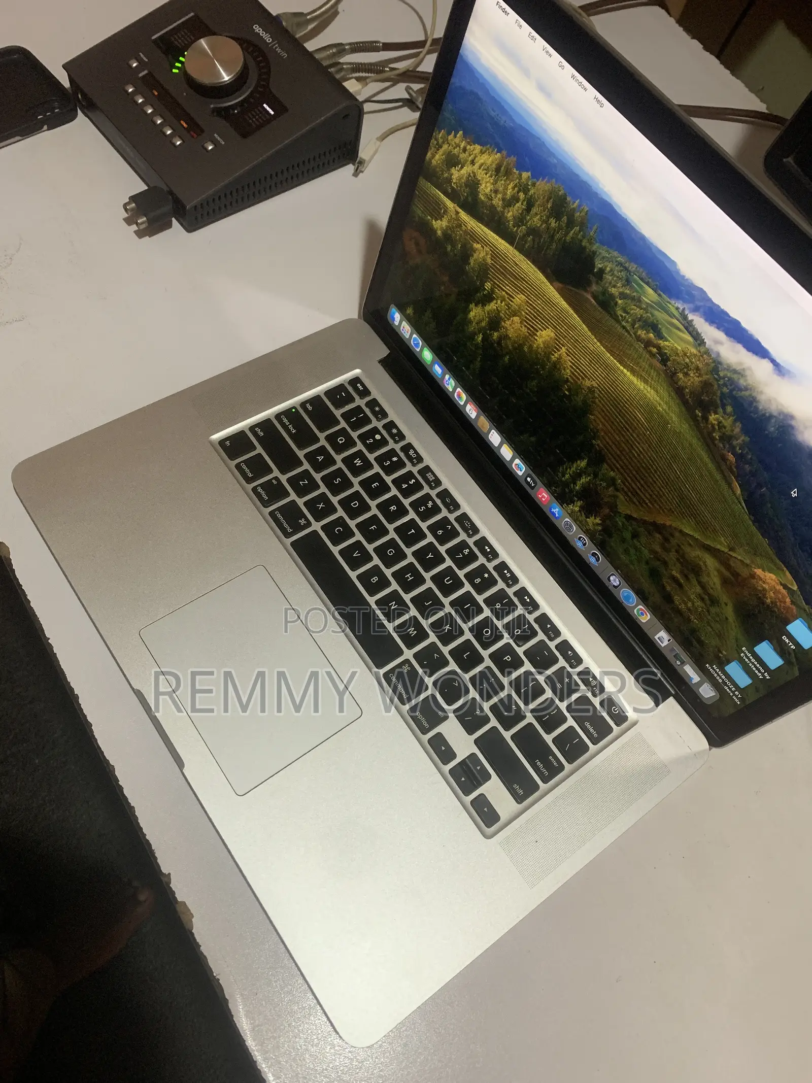 Laptop Apple MacBook Pro 2015 16GB Intel Core i7 SSD 512GB