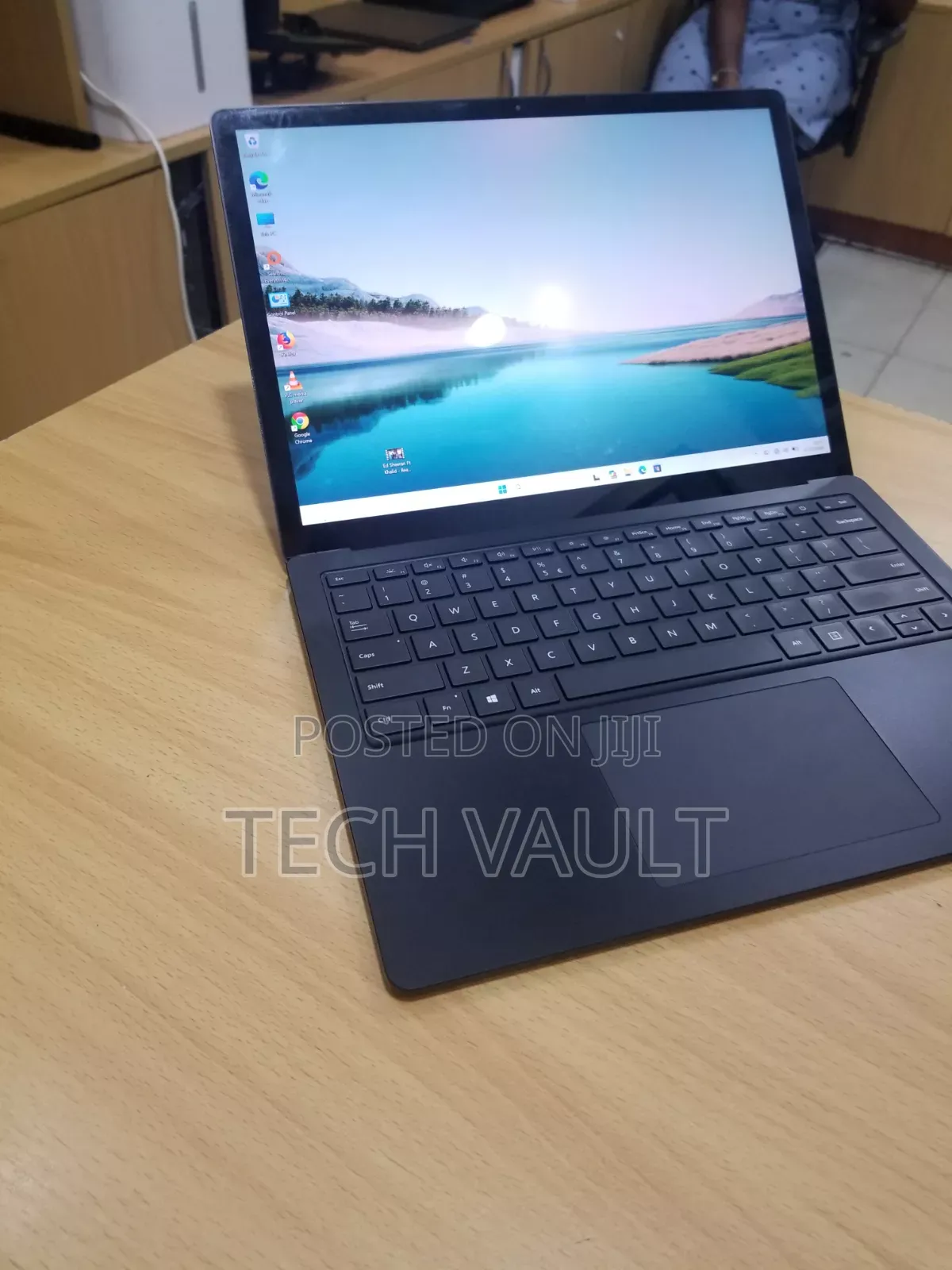 New Laptop Microsoft Surface Laptop 4 16GB Intel Core i7 SSD 512GB