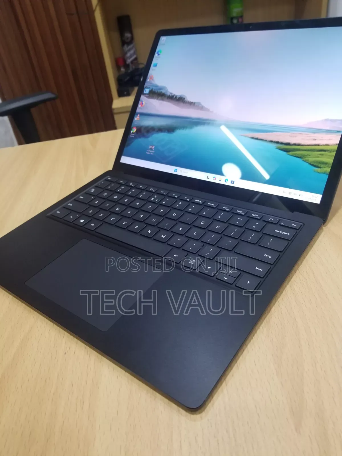 New Laptop Microsoft Surface Laptop 4 16GB Intel Core i7 SSD 512GB