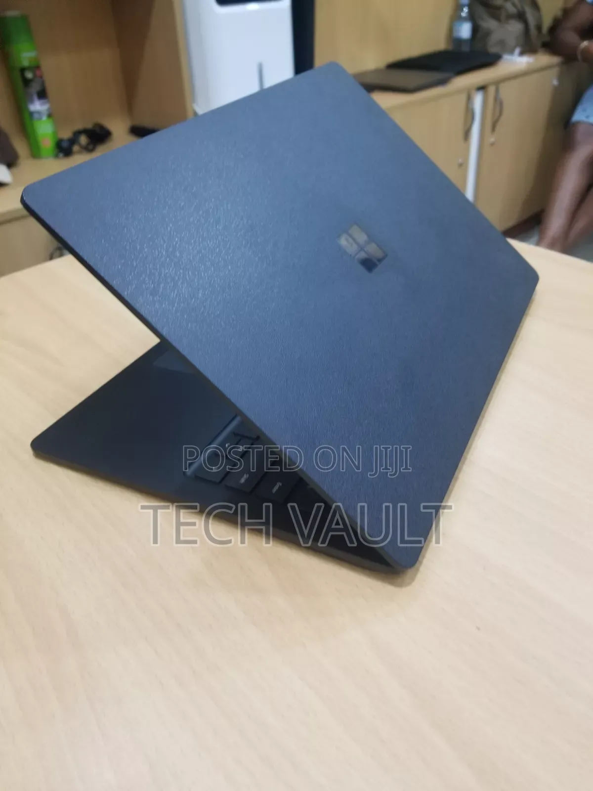 New Laptop Microsoft Surface Laptop 4 16GB Intel Core i7 SSD 512GB