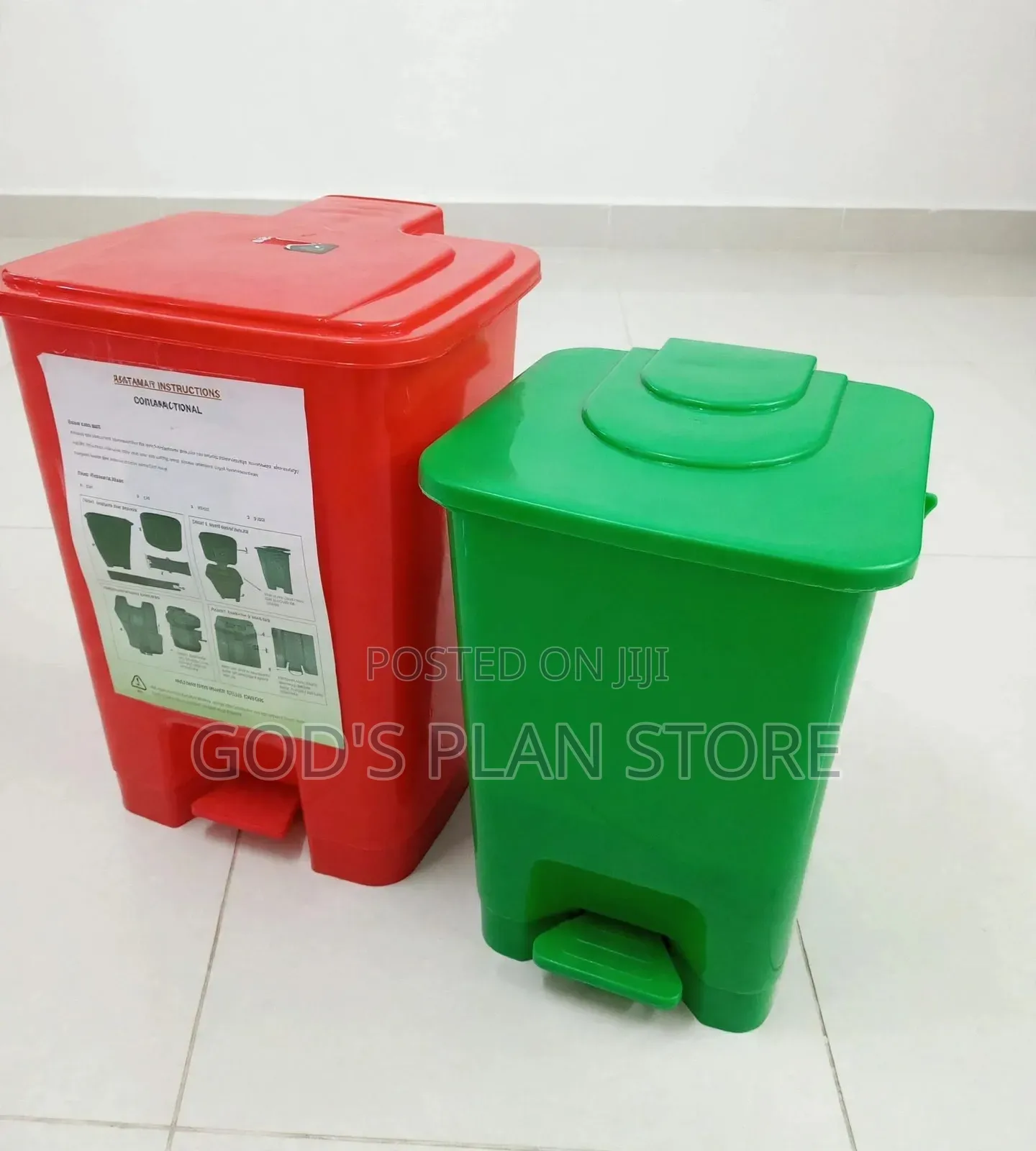 2pcs 30litres Plastic Dust Bin Plastic Dust Bin (Red Green)