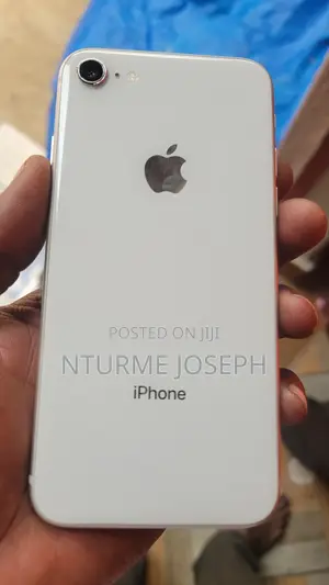 Apple iPhone 8 64 GB White