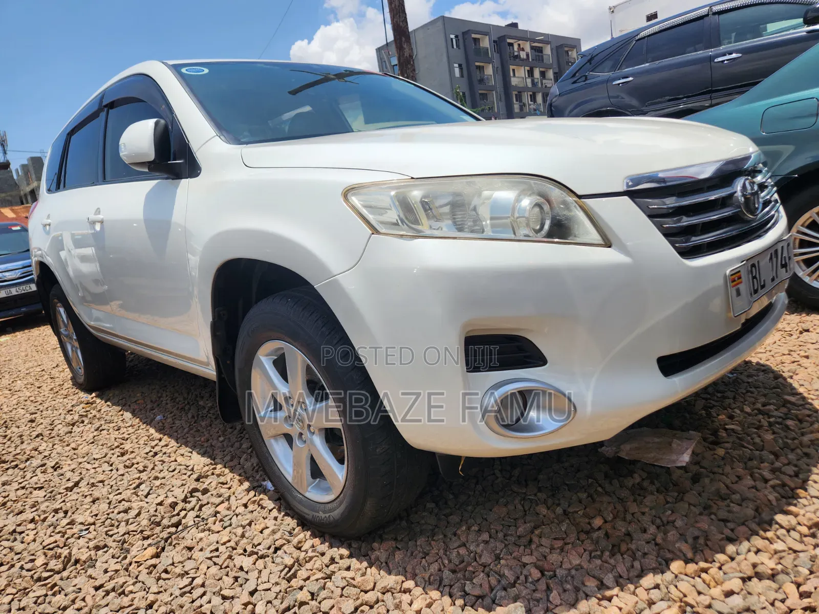 Toyota Vanguard 2010