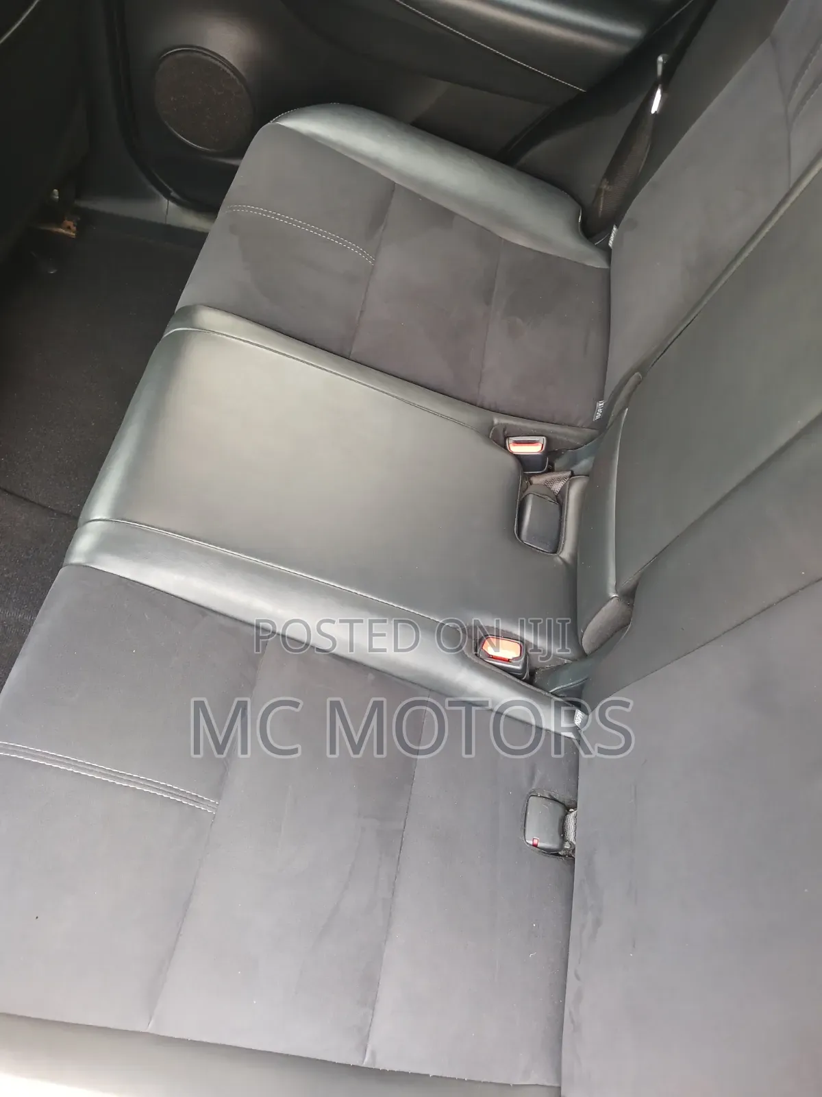 Toyota Harrier 2.0 2017 Silver