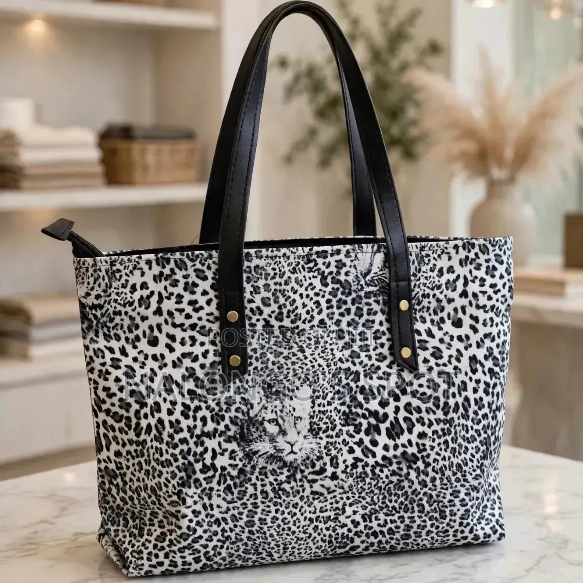 Lady's Tote Bags