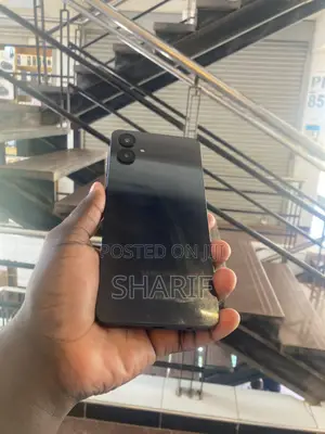Samsung Galaxy A06 64 GB Black