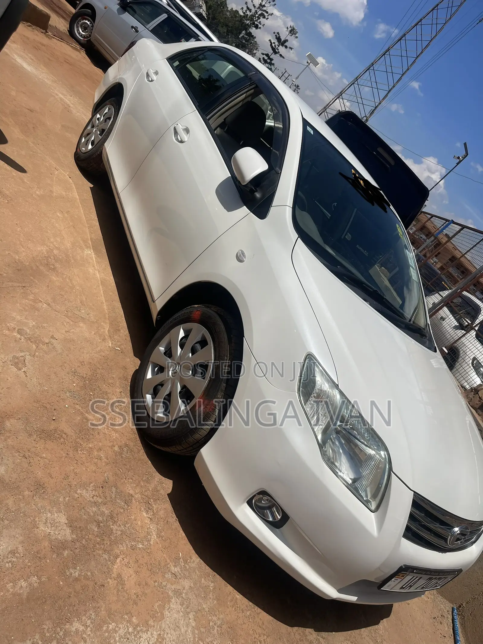 Toyota Corolla 2012 White