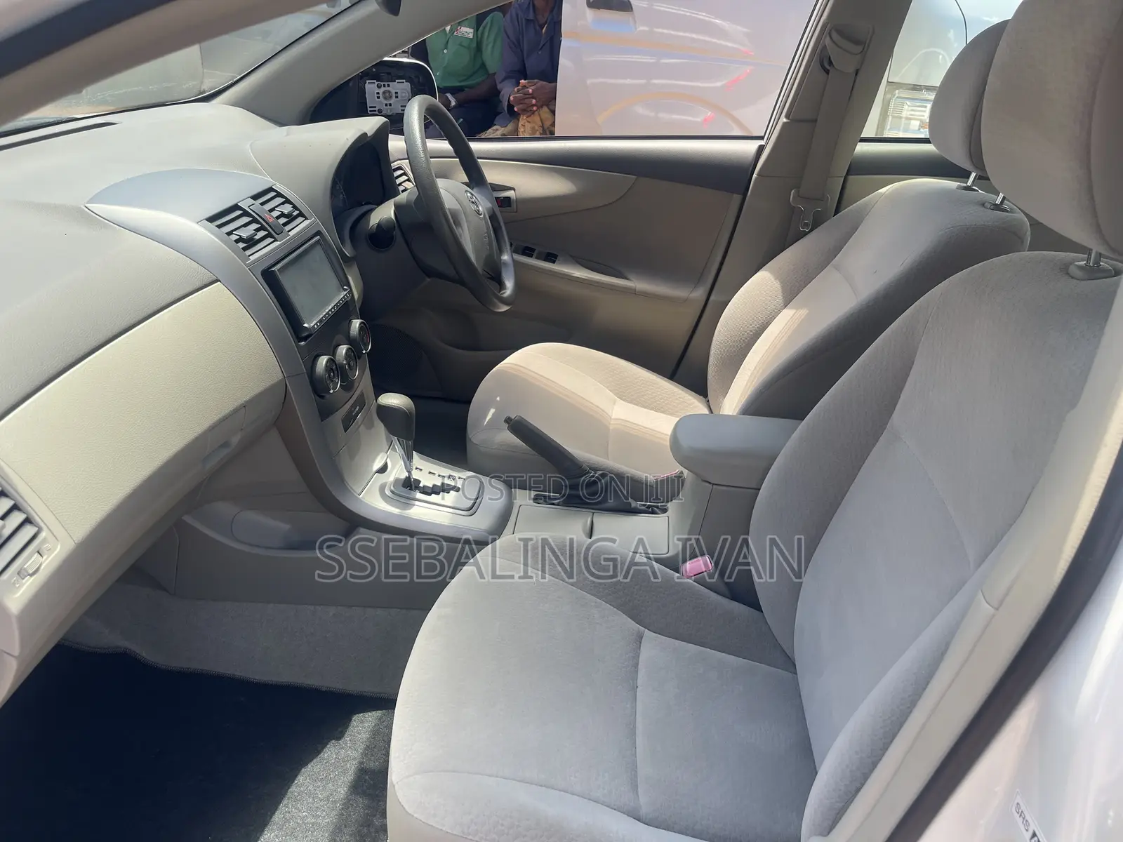 Toyota Corolla 2012 White