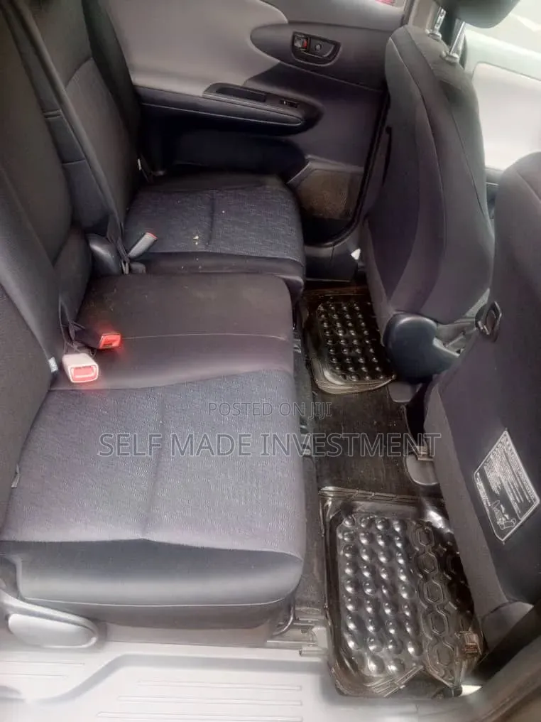 Toyota Land Cruiser Prado 2021 Ivory