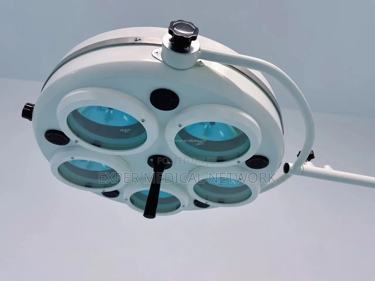 Led Theater Light With Battery