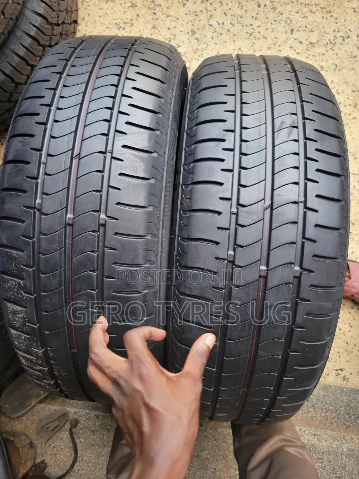 Bridgestone Japan Used Tyres Still in the Good Condition