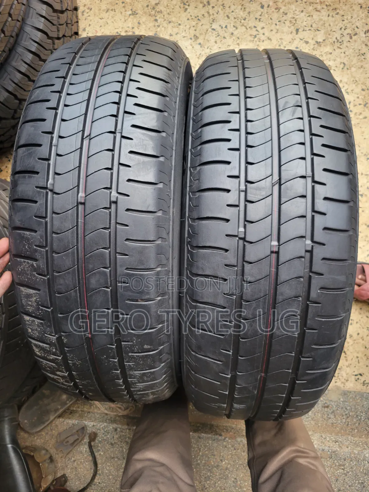 Bridgestone Japan Used Tyres Still in the Good Condition