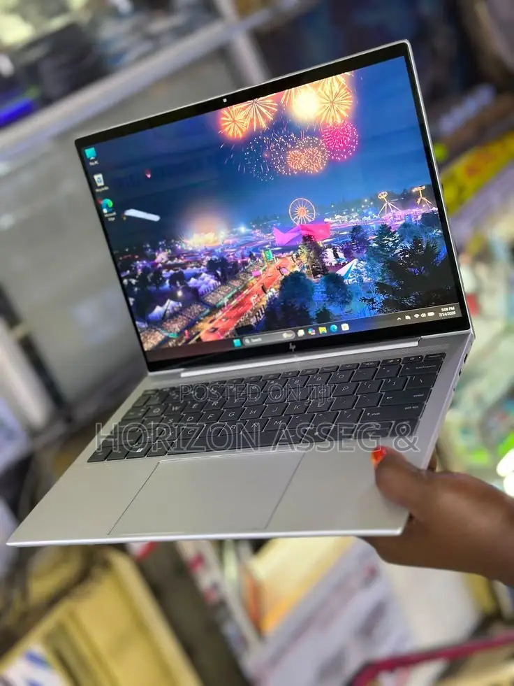 New Laptop HP Elite Dragonfly G3 8GB Intel Core i7 SSD 256GB