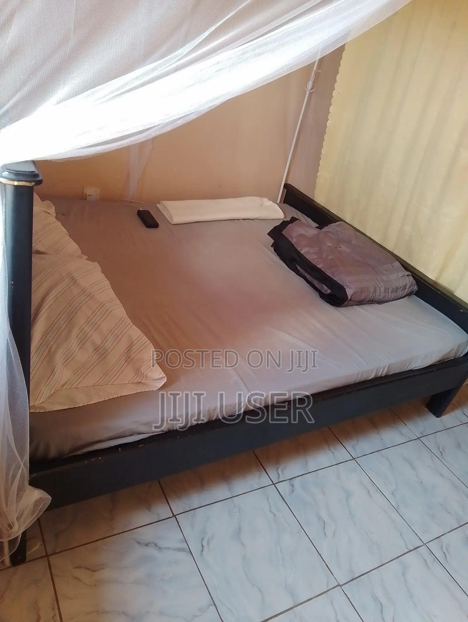 5*6 Wooden Bed