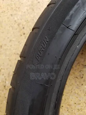 285/35r22 Durun Tyre in Good Condition.