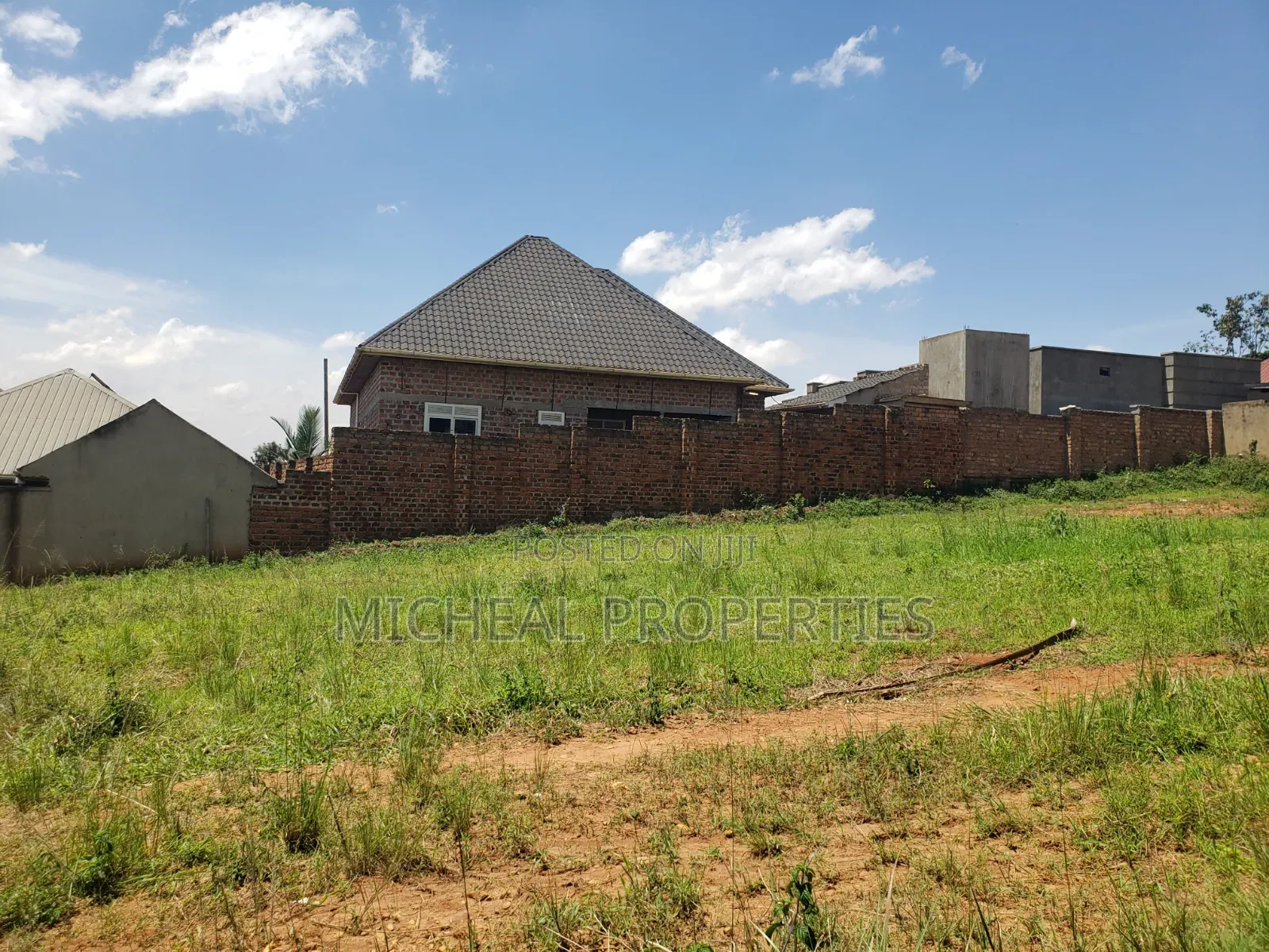 Plot for Sell Kitezi Kabaganda at 35m With Land Titles