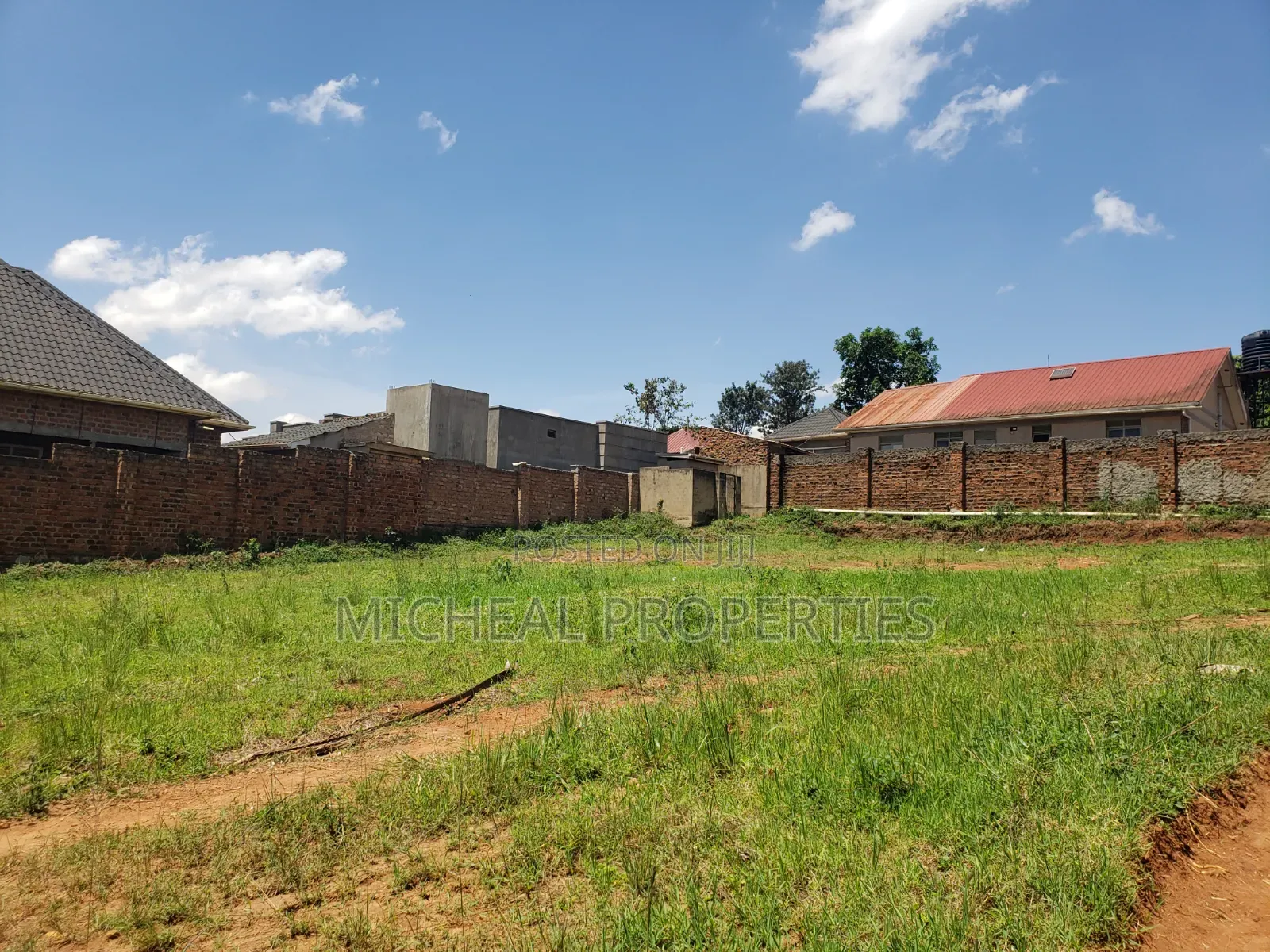 Plot for Sell Kitezi Kabaganda at 35m With Land Titles
