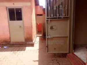 1bdrm Bedsitter in Kiwunya, Rubaga for rent