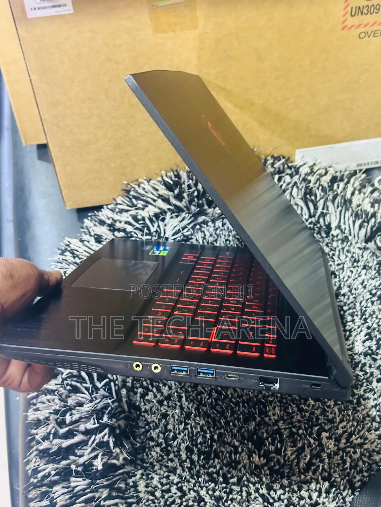 New Laptop MSI GF63 8GB Intel Core i5 SSD 512GB