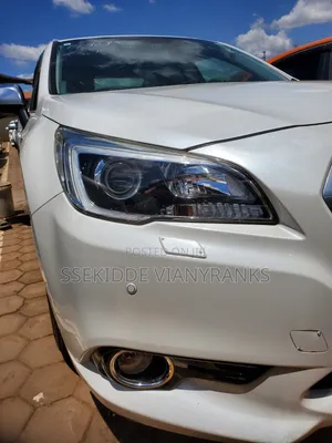 Subaru Legacy 2.5i Premium AWD 2017 Silver