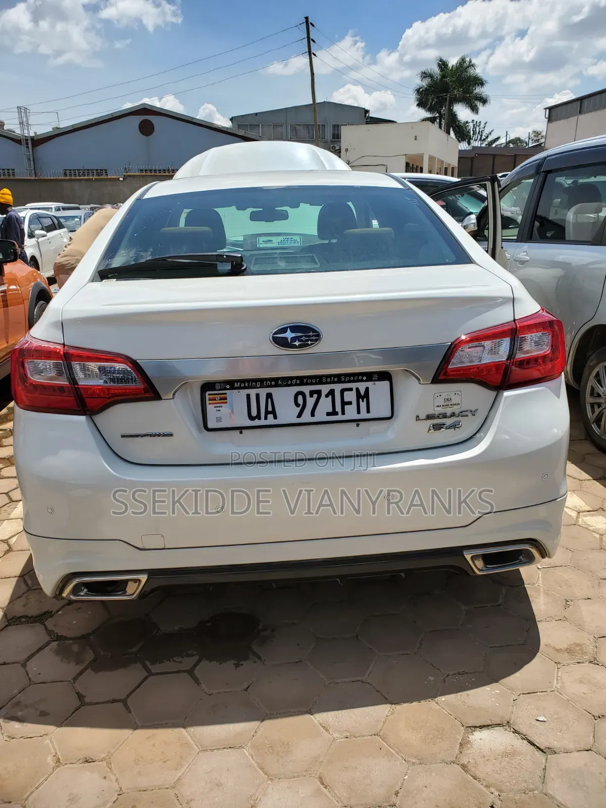 Subaru Legacy 2.5i Premium AWD 2017 Silver