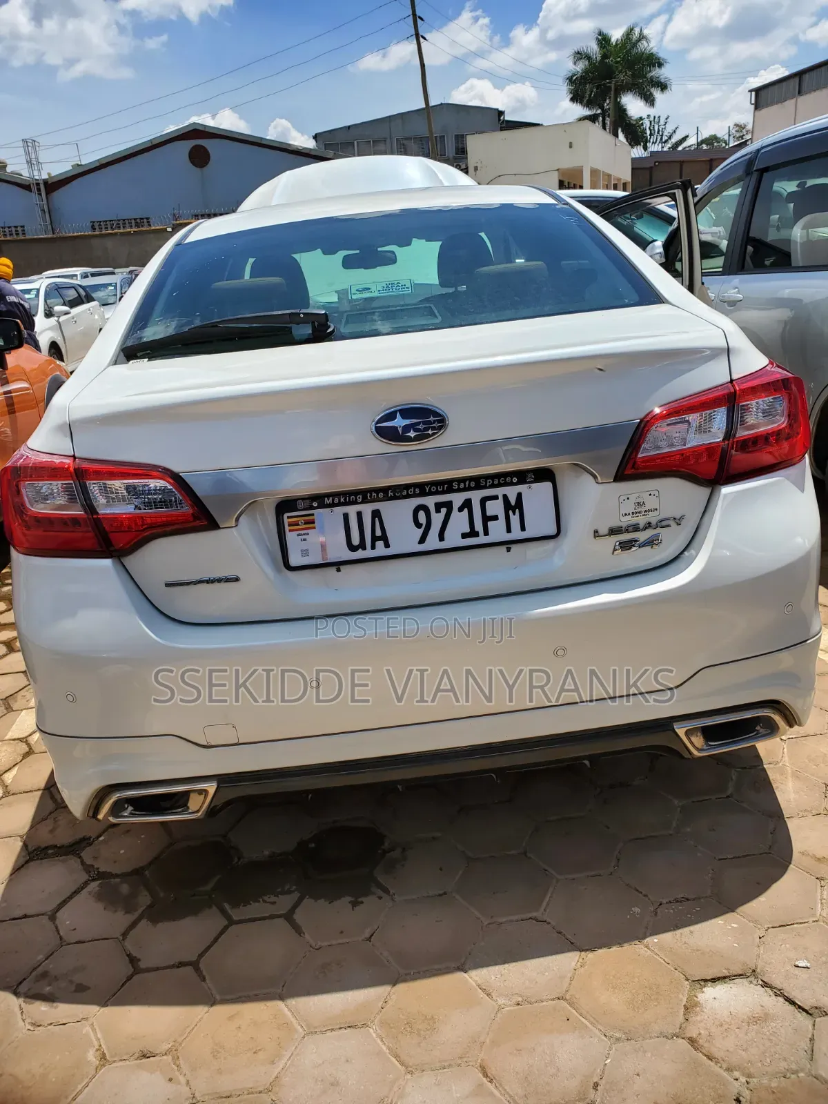 Subaru Legacy 2.5i Premium AWD 2017 Silver