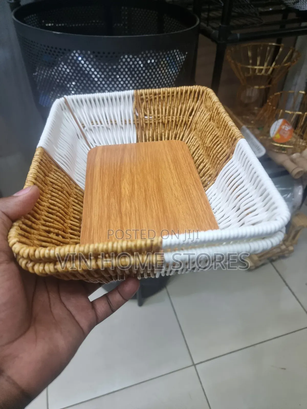 Unique Storage and Fruit Basket