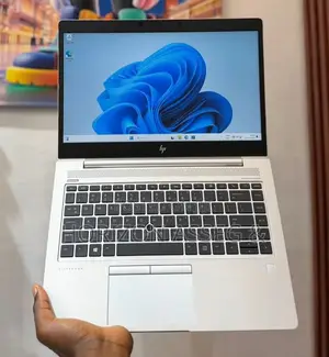 New Laptop HP EliteBook 745 G5 8GB AMD Ryzen 7 SSD 256GB