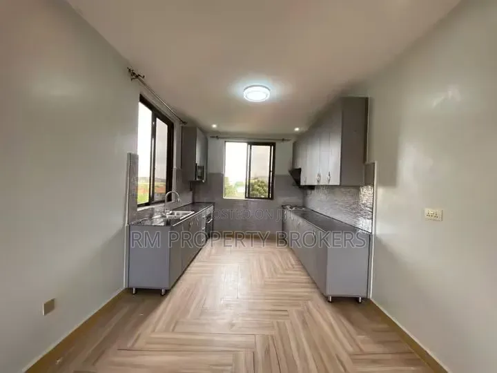 3bdrm Apartment in Lukuli Road, Central Division for rent