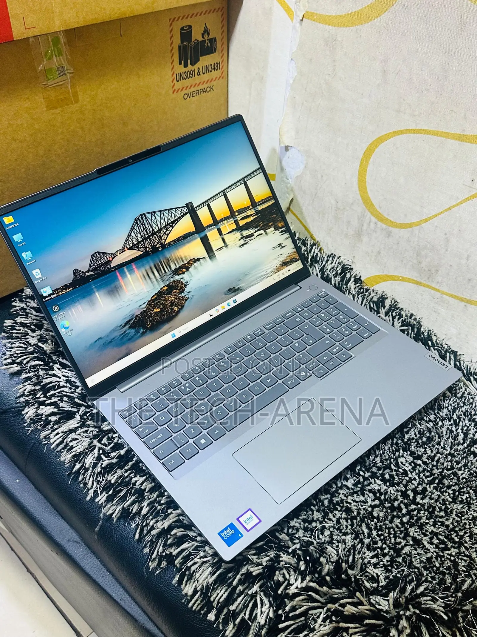 New Laptop Lenovo ThinkBook 14 G8 IAL 16GB Intel Core i5 SSD 512GB